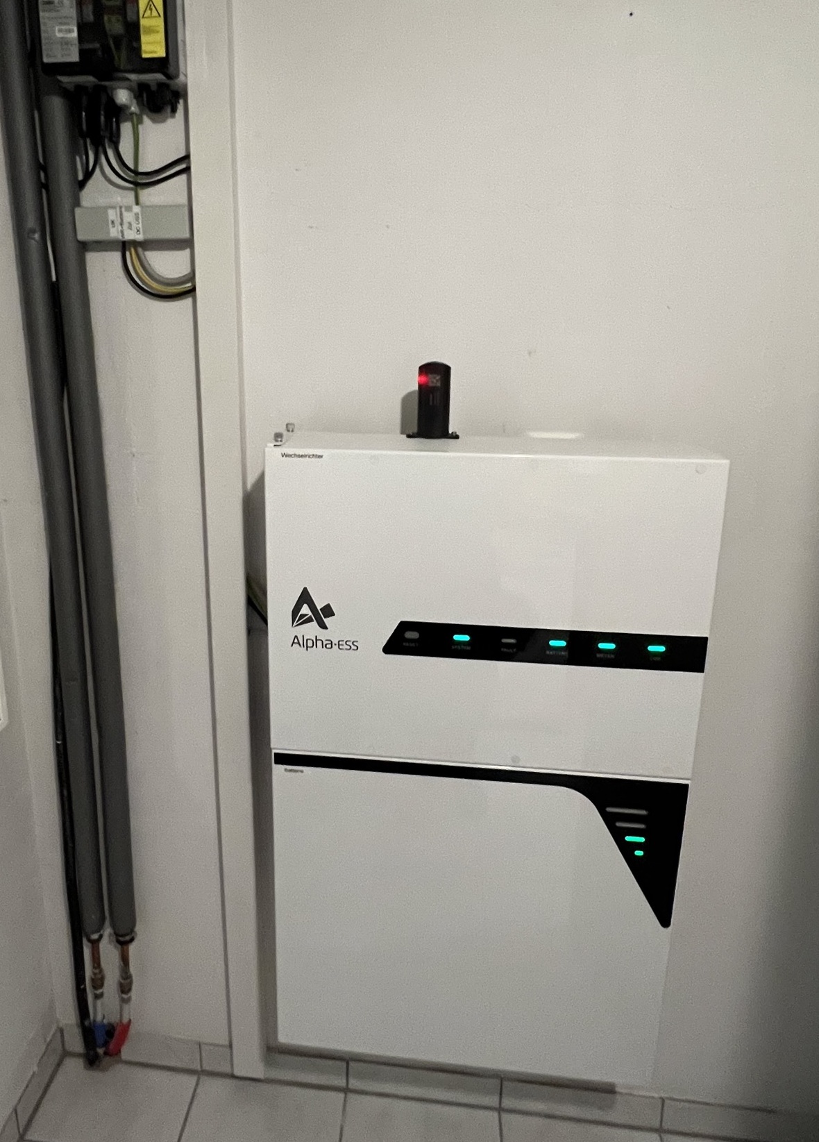 Mach-Solar-Referenzen-Ansicht-Innen-7 11